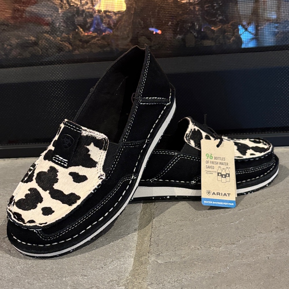 Ariat Cruiser Black Suede Black & White Hair On
